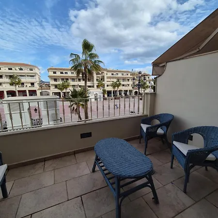 Escobar Plaza Apartman
